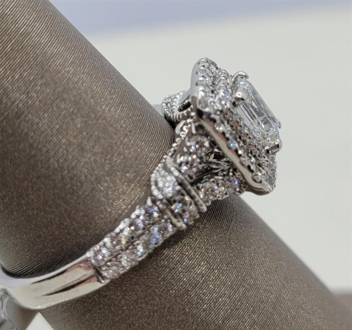 14K White Gold Halo Diamond Engagement Ring