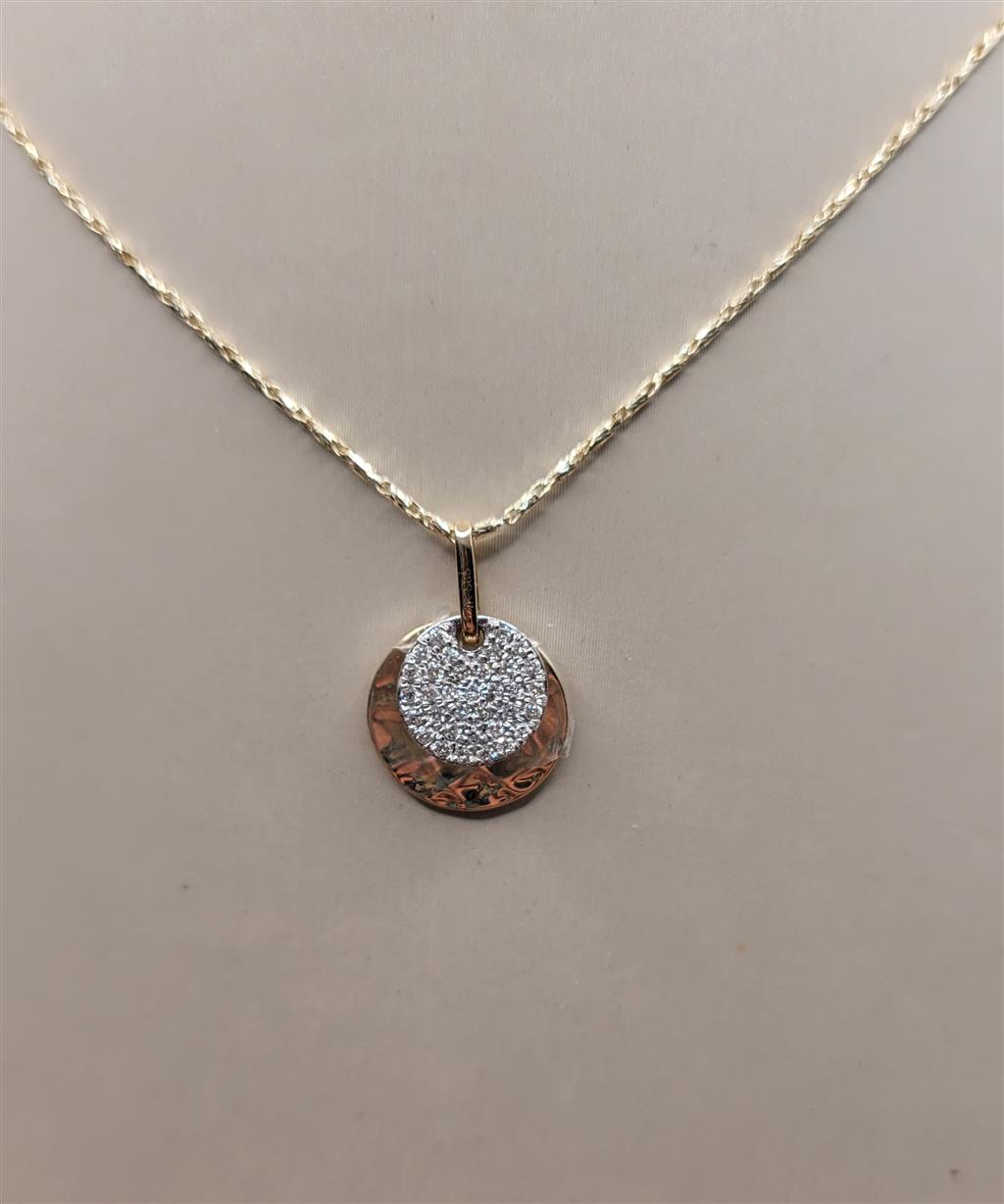 14K Two-Tone Gold 0.18 ctw Round cut Diamond Necklace