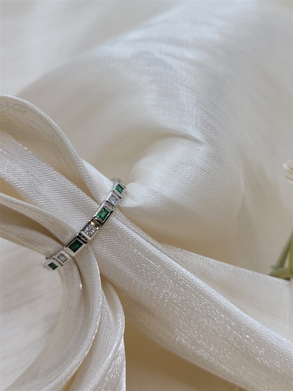 14K White Gold Stackable Emeralds & Diamonds Gemstone Ring
