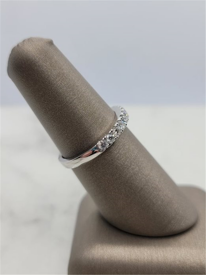 14K White Gold .58ctw Prong Set Diamond Wedding Ring