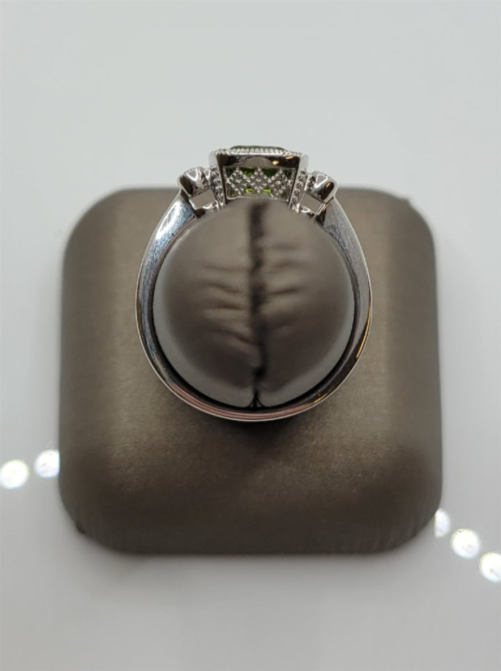 14K White Gold Milgrained Peridot And Diamond Fashion Ring