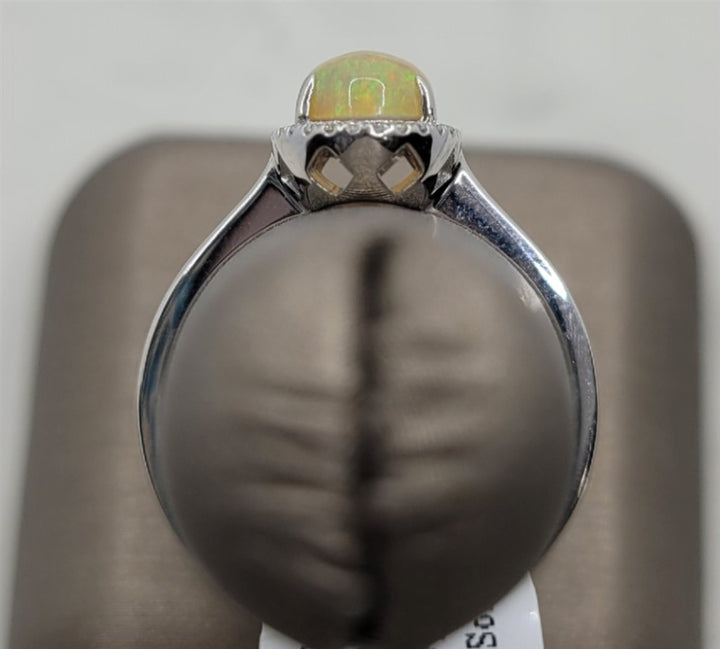 14K White Gold Fashion Opal & Diamonds Gemstone Ring