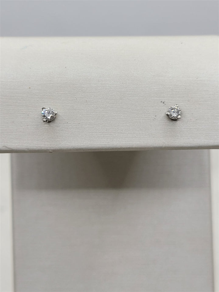 14K White Gold 0.12 Twt Round Diamond Stud Earrings