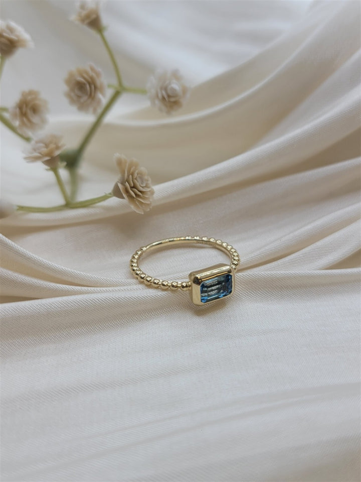 14K Yellow Gold Bezel Set Swiss Blue Topaz Beaded Fashion Ring