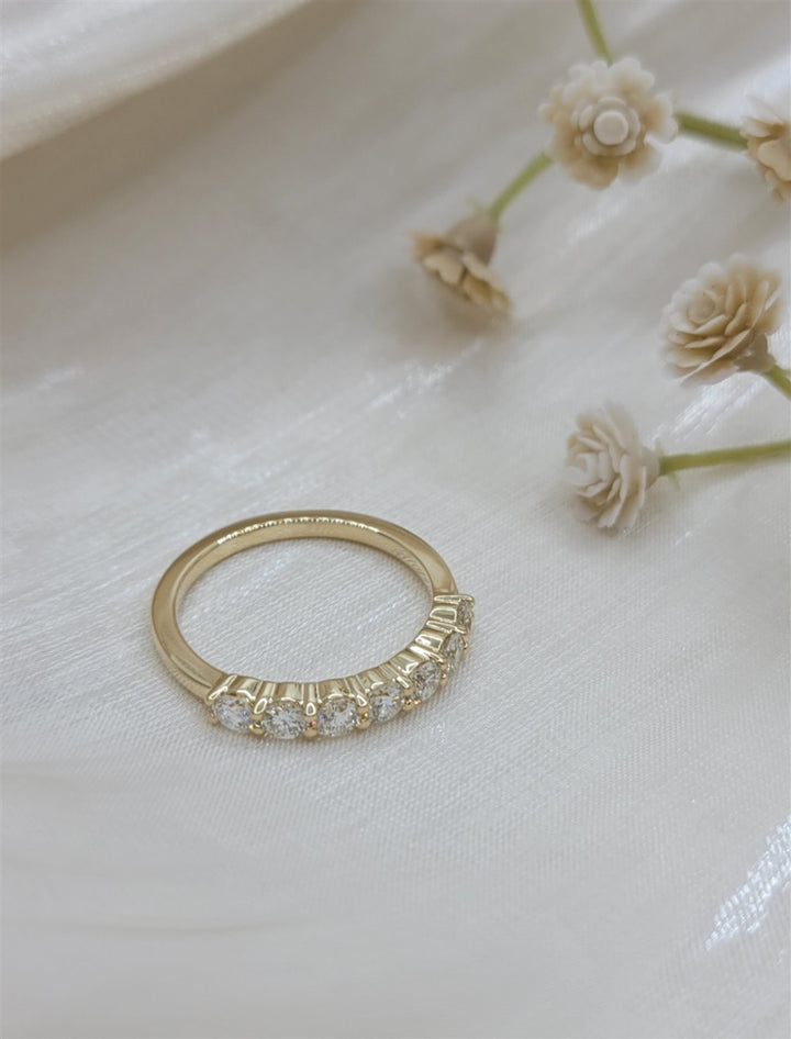 14K Yellow Gold .80 Twt Diamond Wedding Band