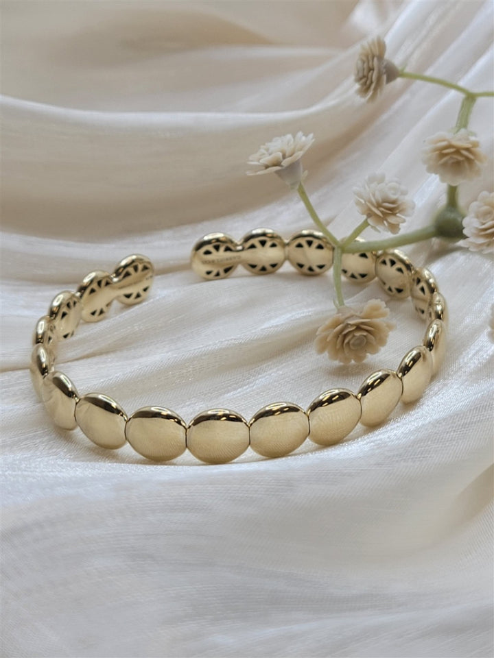 14K Yellow Gold Circle Cuff Bangle