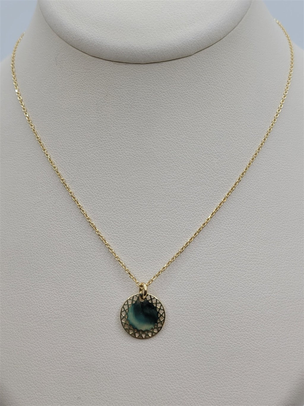 20" Adj 14K Yellow Gold Engravable Circle Pendant Necklace