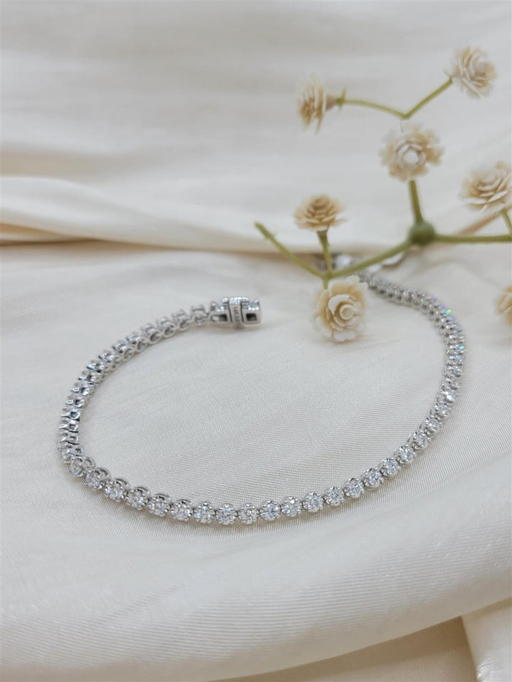 14K White Gold 2.00 ctw Round cut Diamond Bracelet