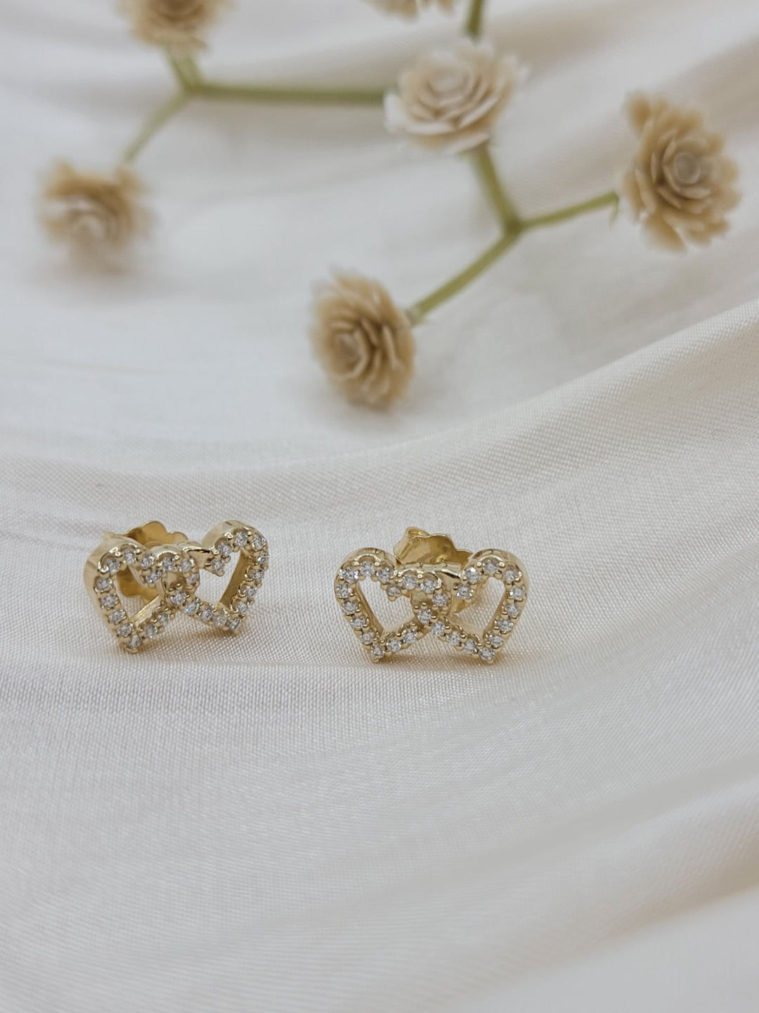 14K Yellow Gold Heart Diamond Fashion Earrings