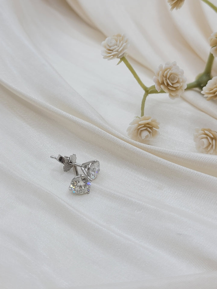 14K White Gold 1.00 Twt 3-Prong Cocktail Stud Earrings