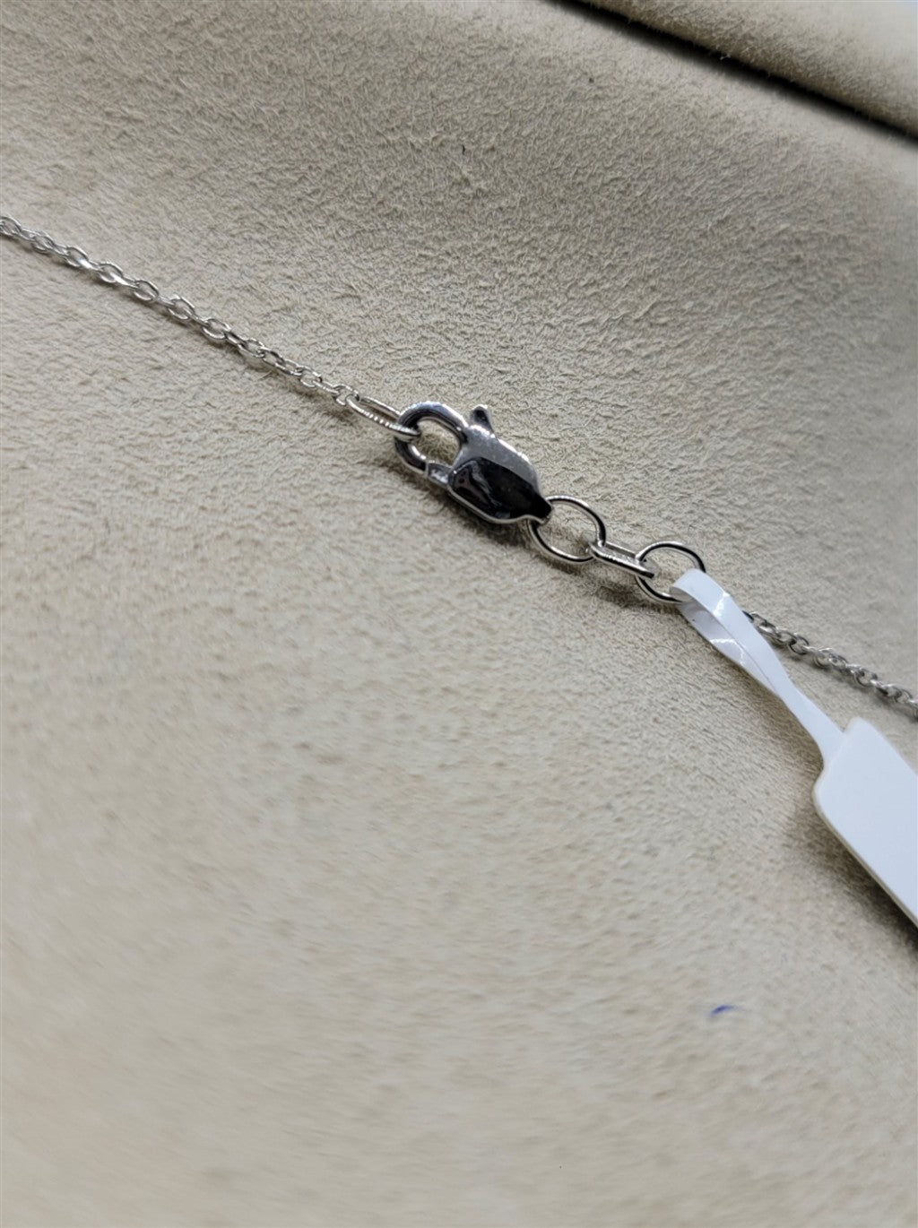 14K White Gold 0.25 ctw Round cut Diamond Necklace