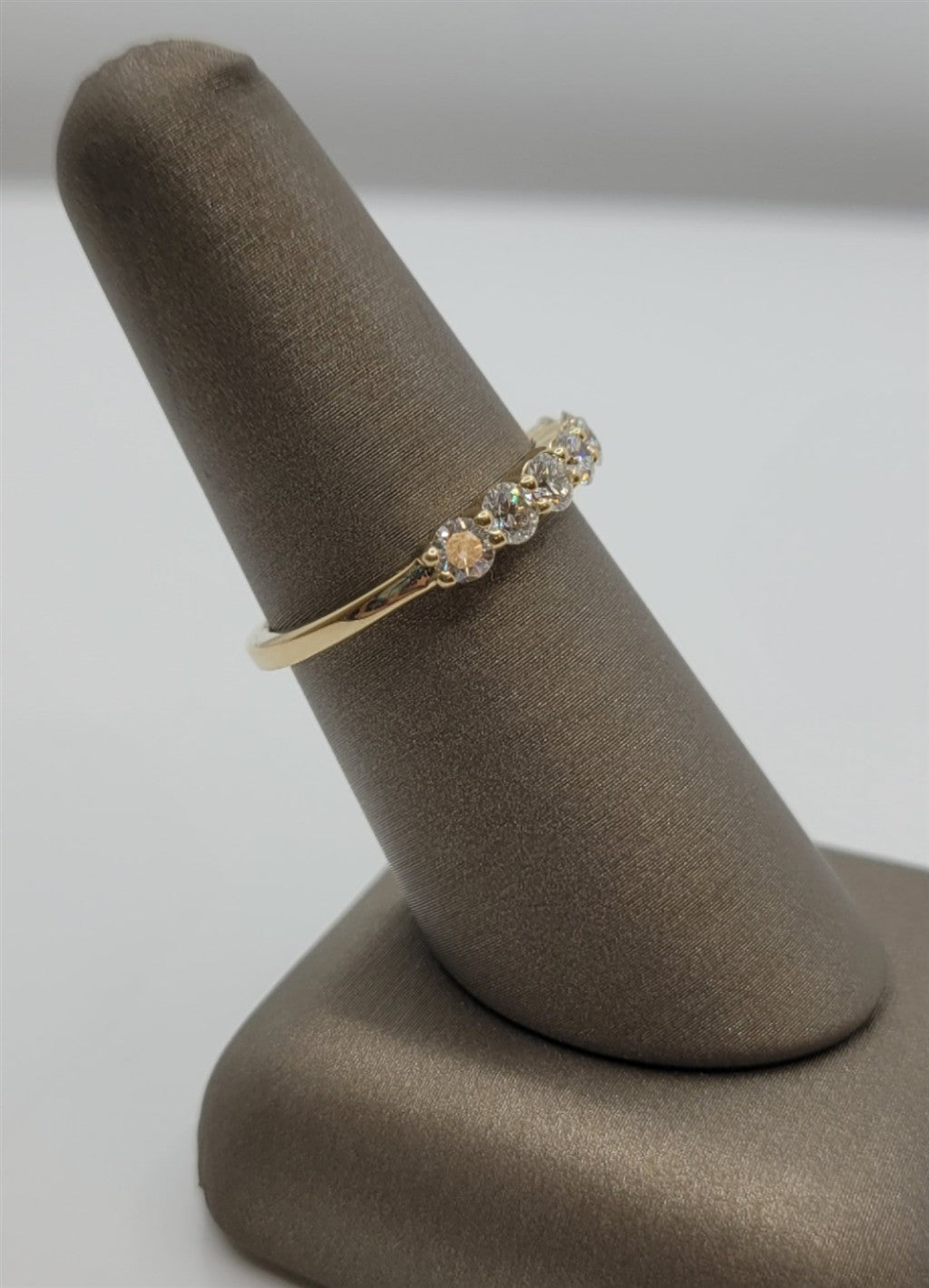 14K Yellow Gold .80 Twt Diamond Wedding Band