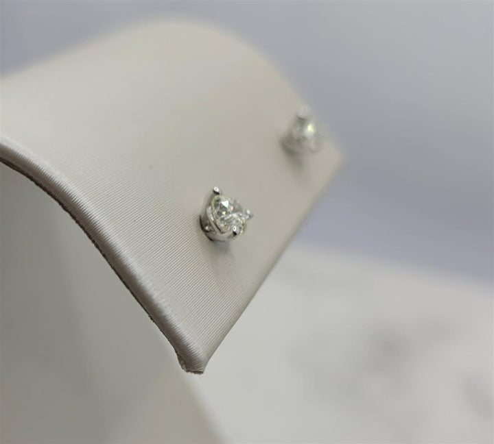 14K White Gold 0.50 Twt Round Cut Diamond Stud Earrings