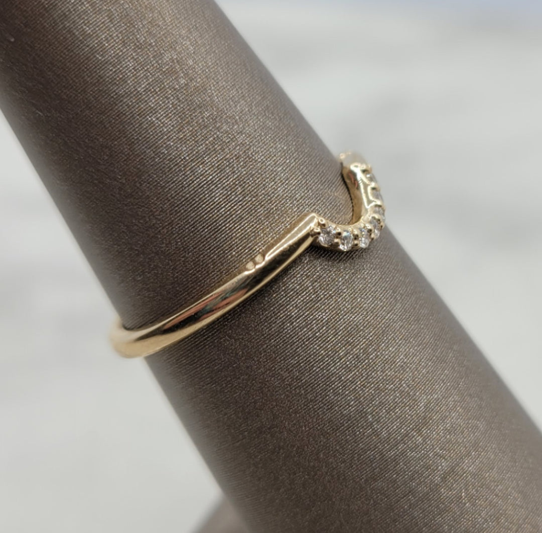 14K Yellow Gold Curved Rego Diamond Wedding Ring