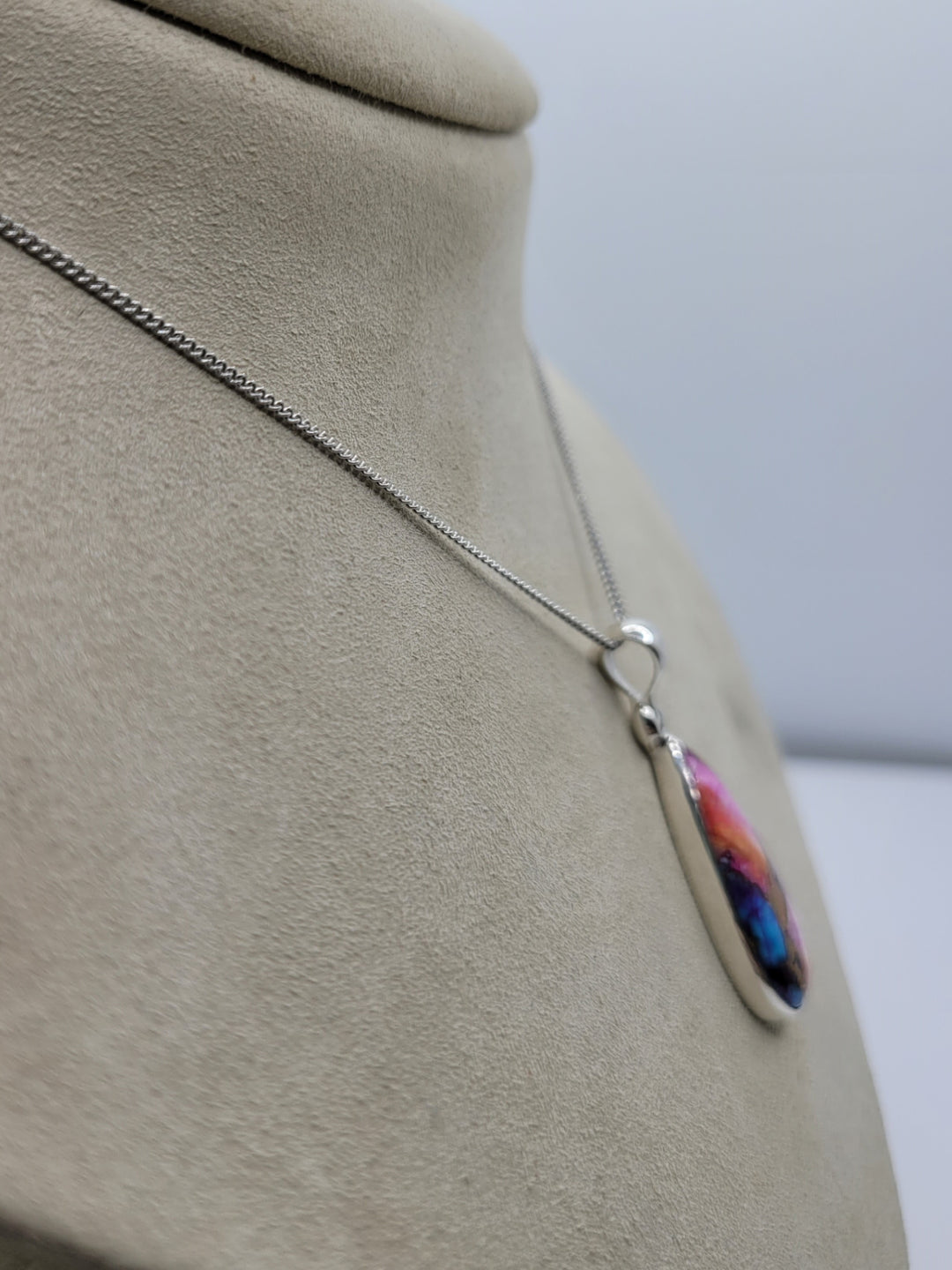 18" Sterling Silver Oyster Turquoise Pendant Necklace