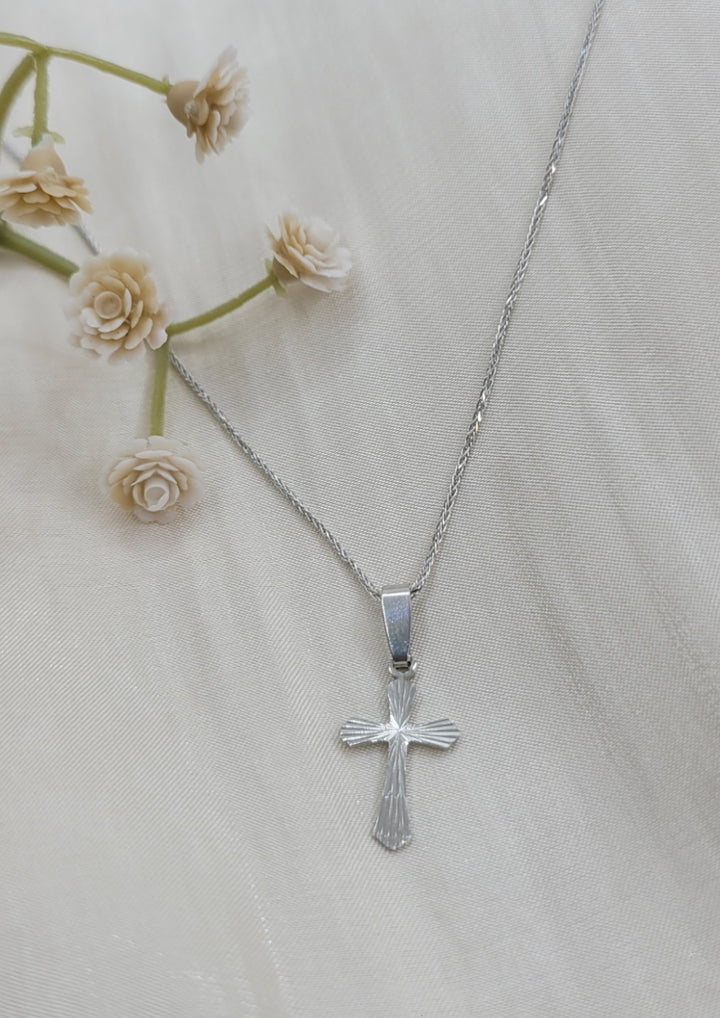 14K White Gold Diamond Cut Cross Pendant Necklace