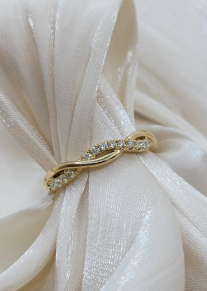 14K Yellow Gold Twisted Diamond Fashion Band