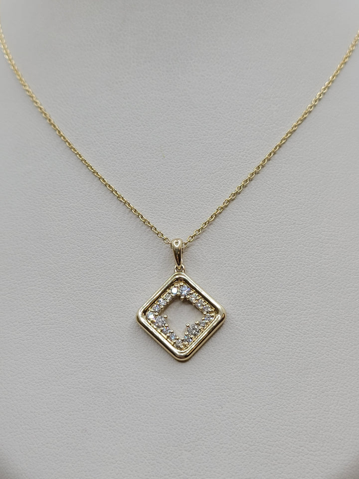 18" 14K Yellow Gold Abstract Diamond Pendant Necklace