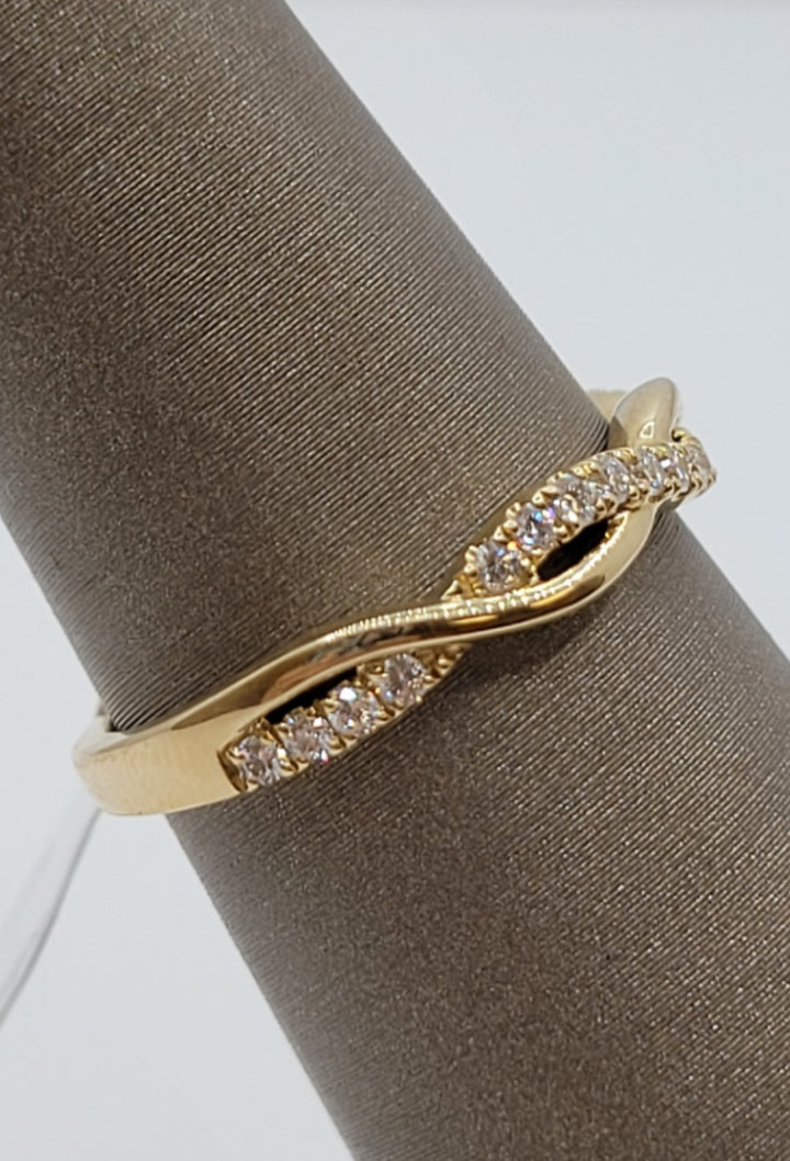 14K Yellow Gold Twisted Diamond Fashion Band
