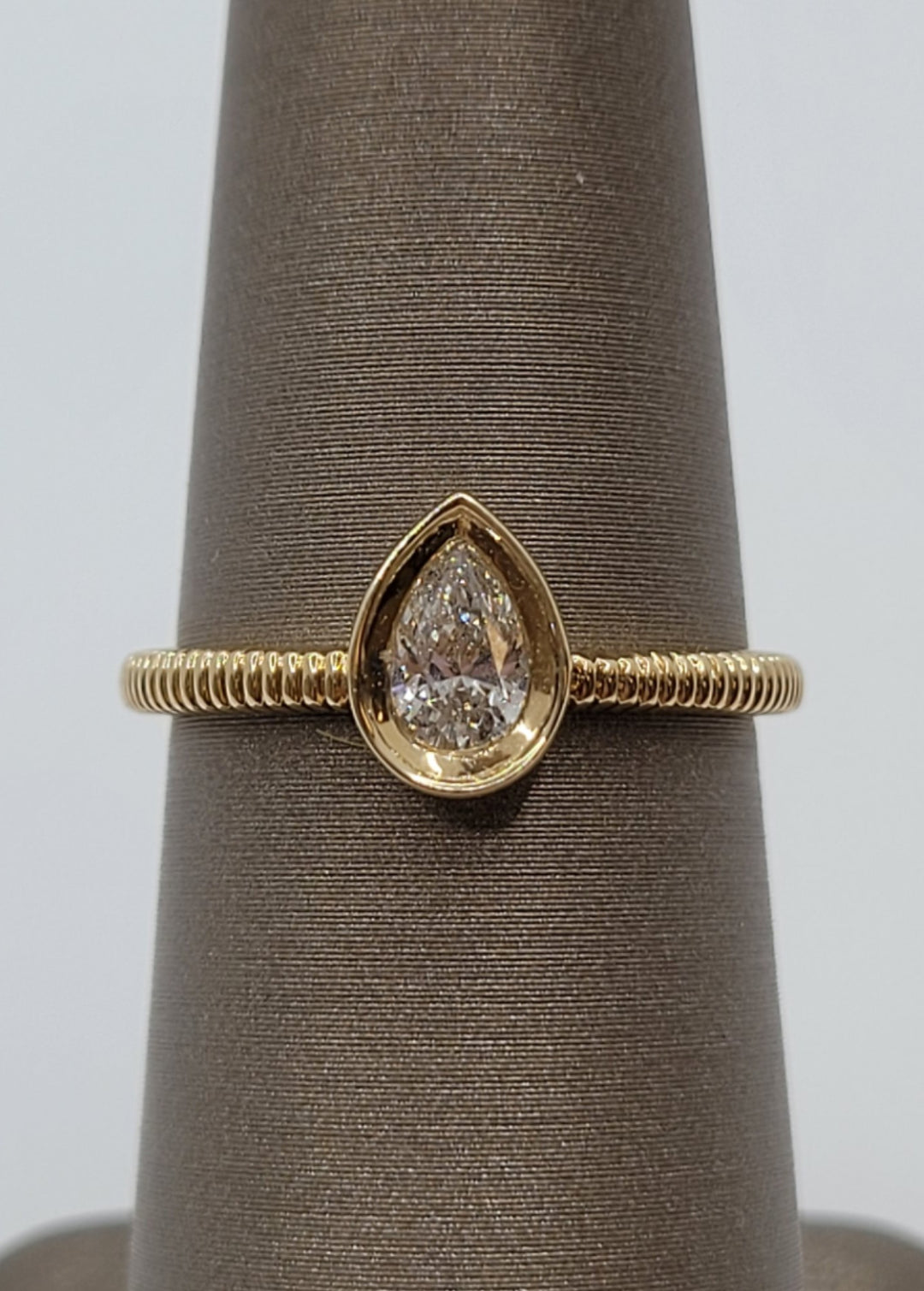 14K Yellow Gold Pear Cut Diamond Textured Fashion Ring