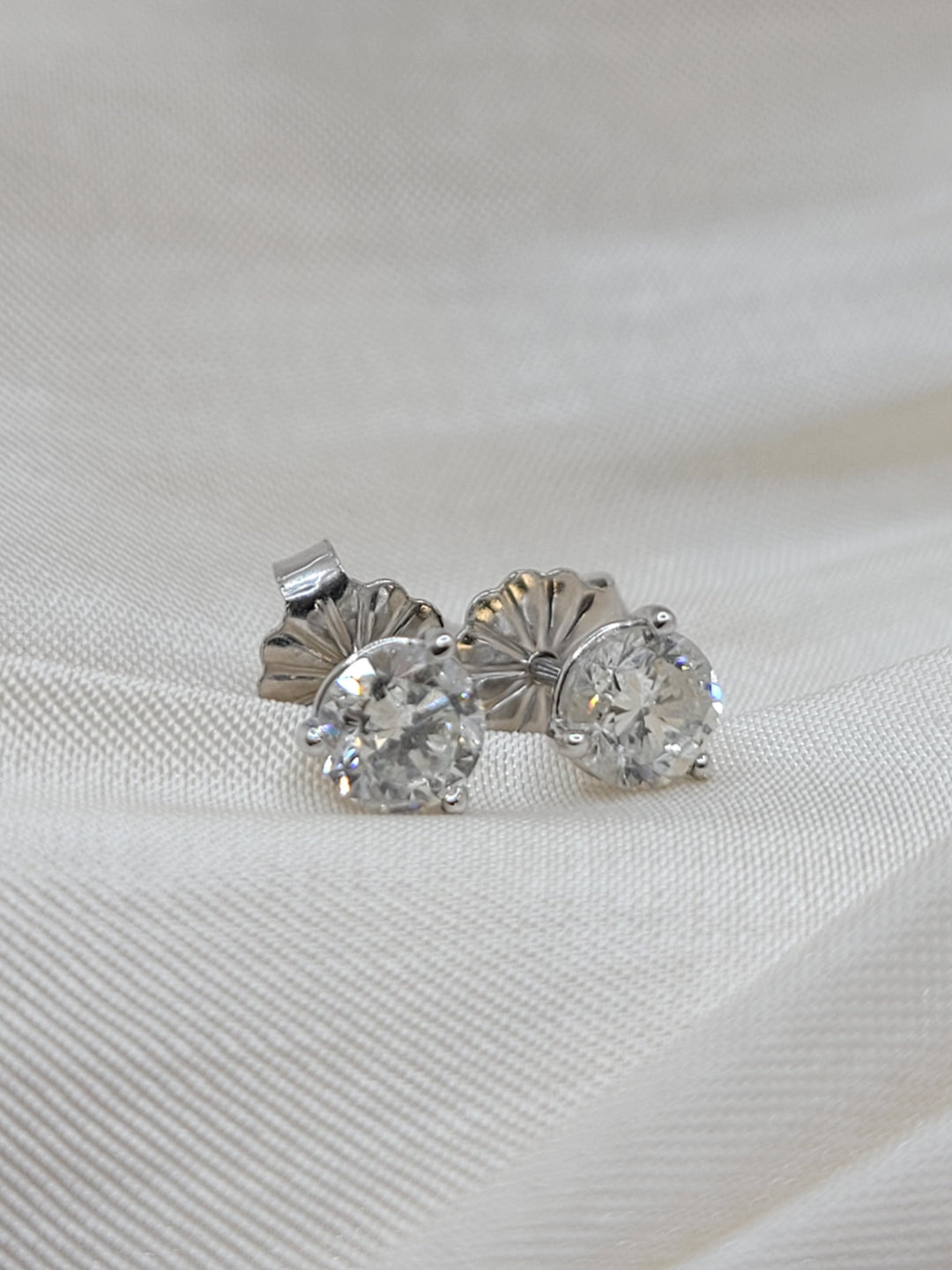 14K White Gold .59 Twt Natural Diamond Martini Stud Earrings