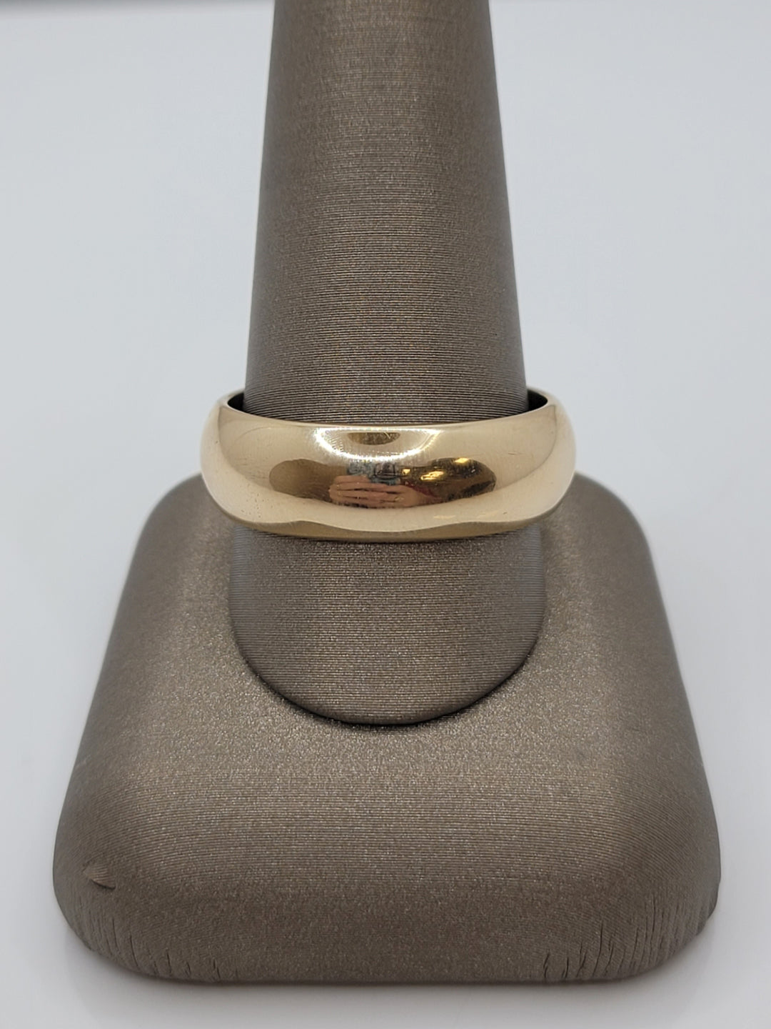14K Yellow Gold Standard Fit 7.5mm Wedding Band