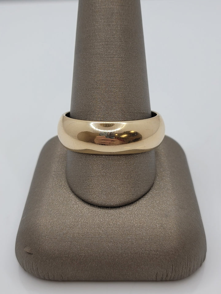 14K Yellow Gold Standard Fit 7.5mm Wedding Band