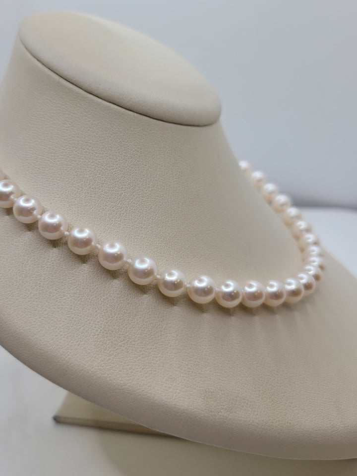 18" 14K White Gold Traditional Pearl Clasp 6.5-7mm Round Japanese Cultured Knotted Pearl Necklace
