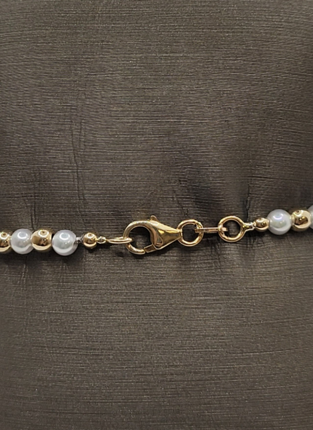 7" 14K Yellow Gold Pearl & Gold Beaded Bangle Bracelet