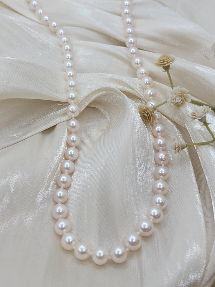 18" 18K White Gold Small Royal Clasp 6.5–7mm Japanese Cultured Pearl Necklace
