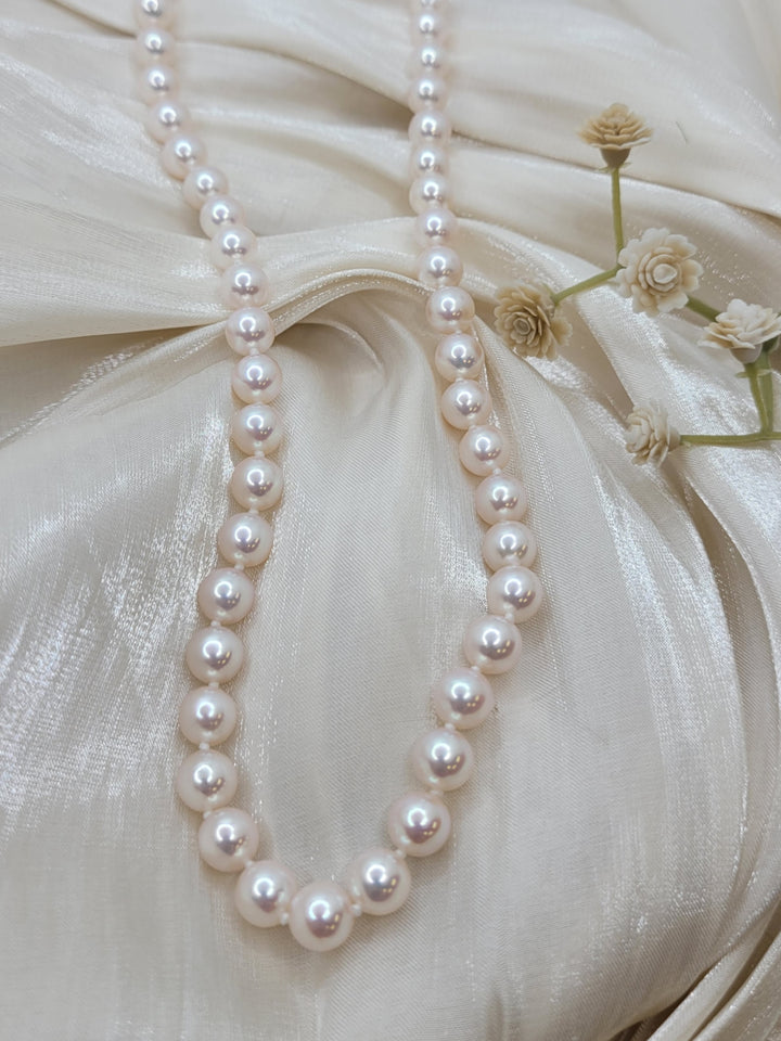 18" 18K White Gold Large Royal Clasp 6.5–7mm Japanese Cultured Pearl Necklace