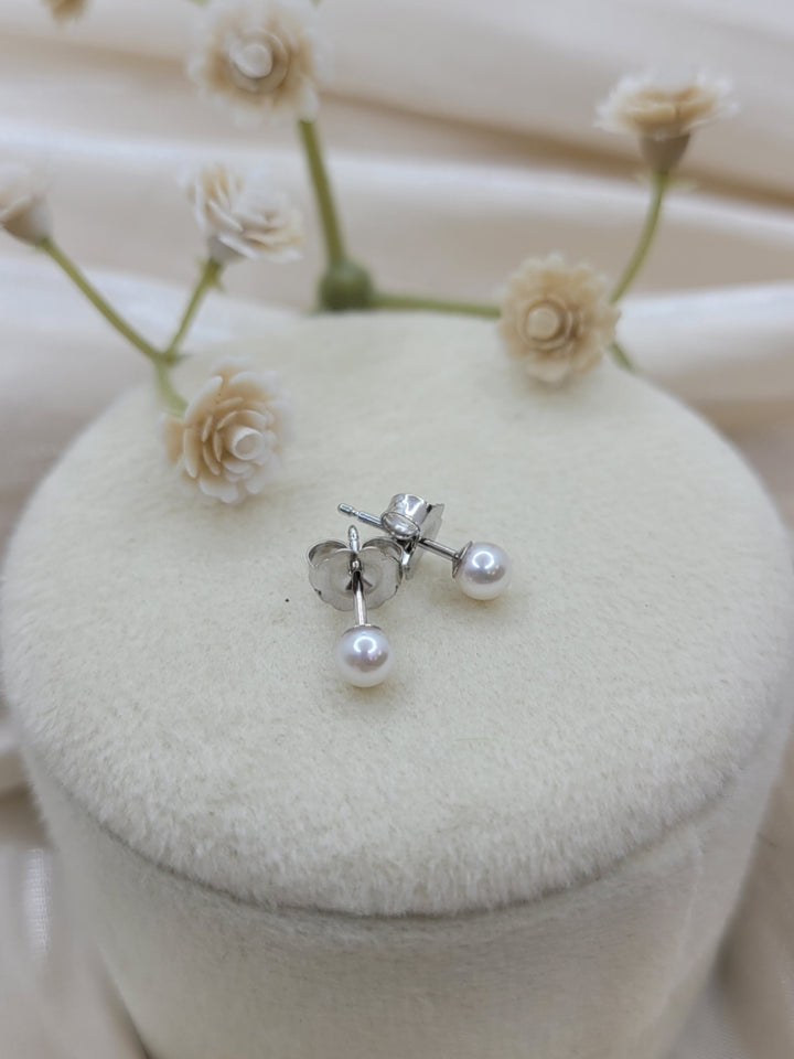 14K White Gold 3.5-4mm Japanese Cultured Pearl Stud Earrings