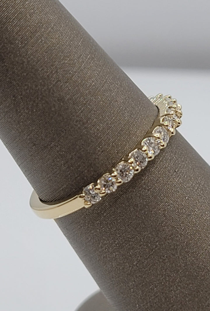 14k Yellow Gold 14-Stone .50 Twt Diamond Wedding Band
