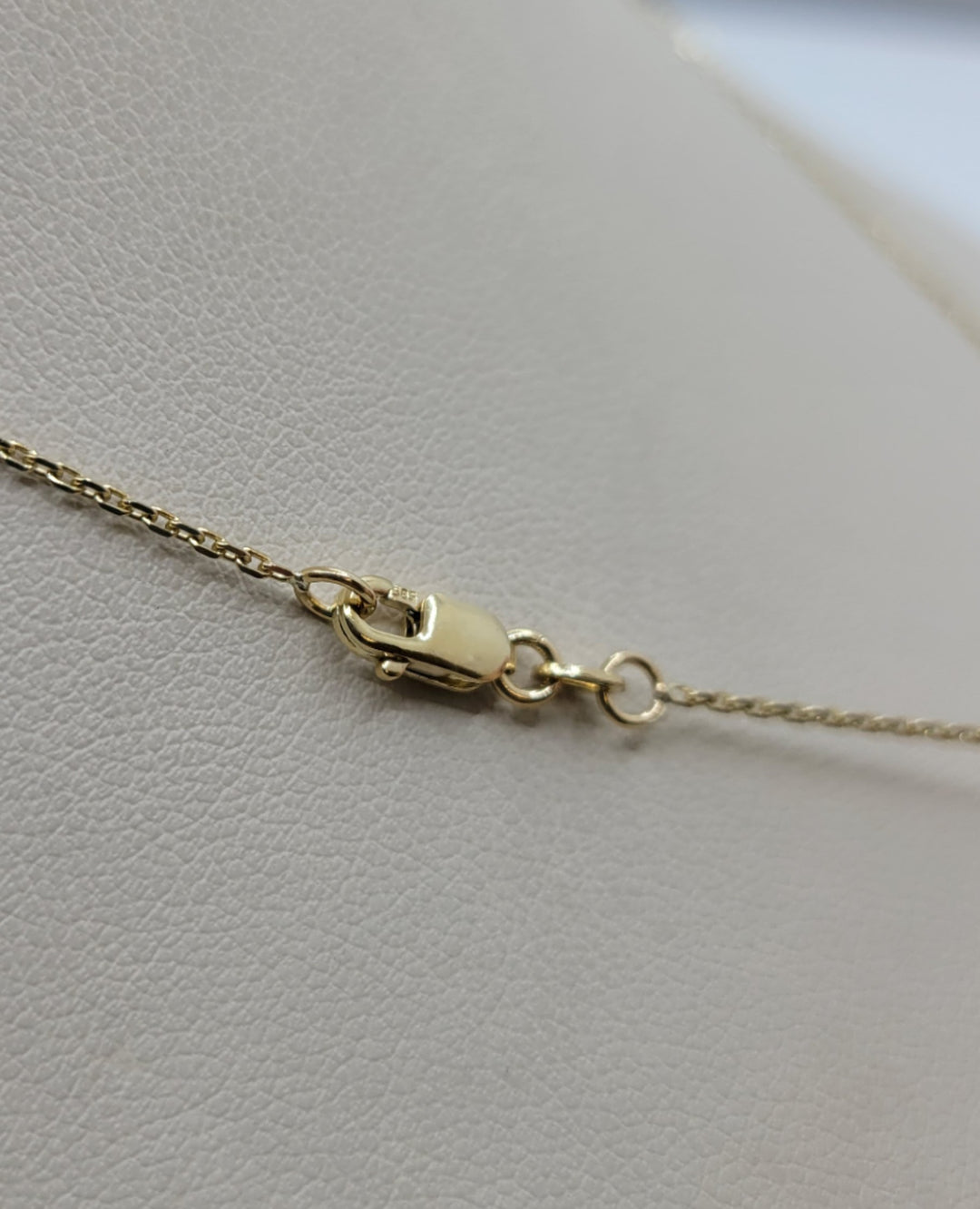 18" 14K Yellow Gold Cross Pendant Necklace