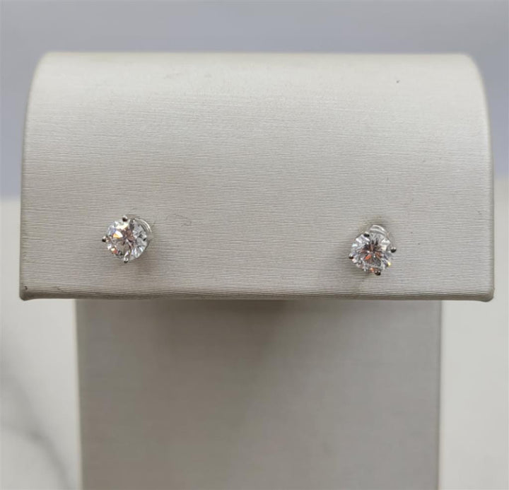 14K White Gold 0.64 ctw Round cut Diamond Stud Earrings