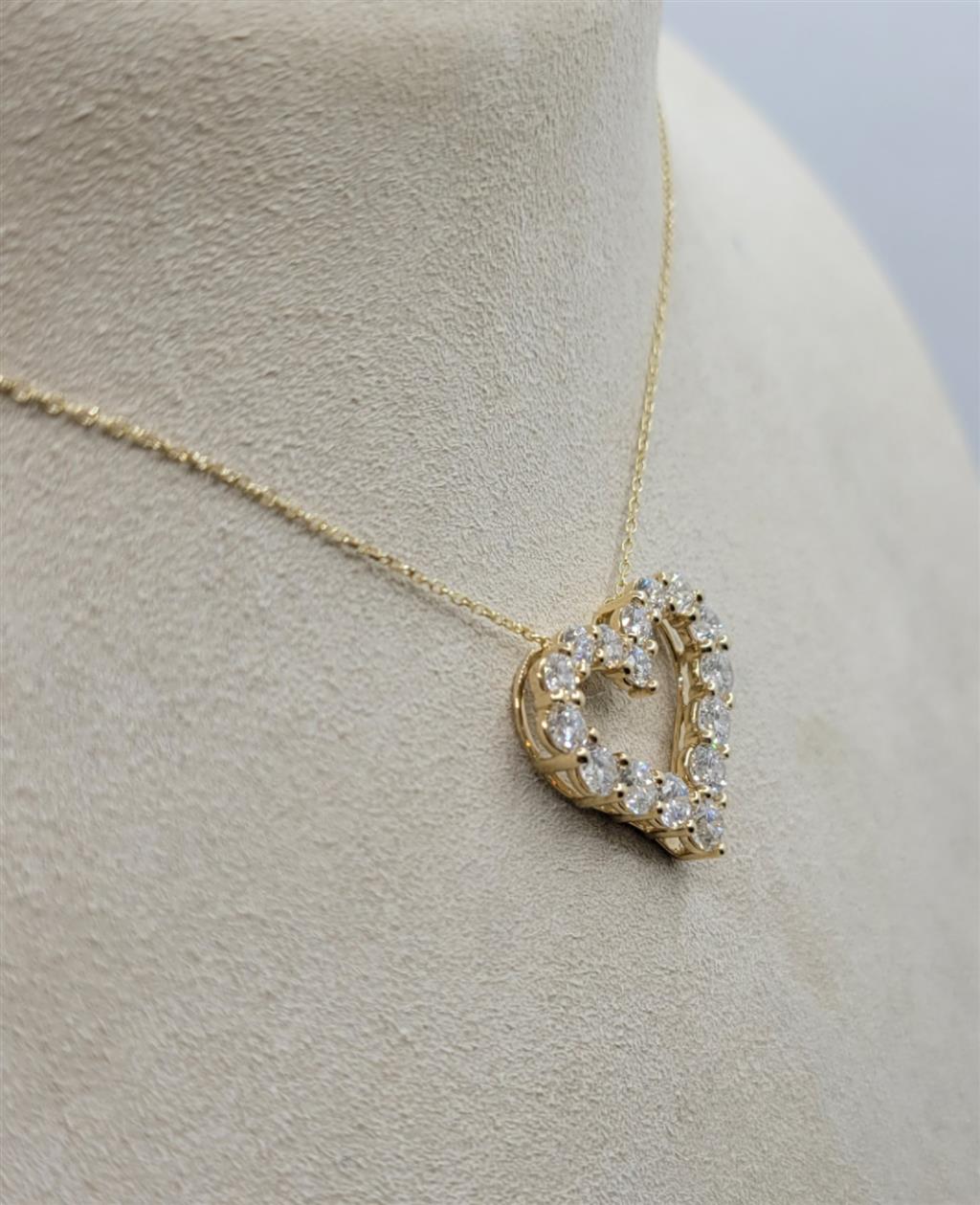 14K Yellow Gold 2.00 ctw Round cut Diamond Necklace