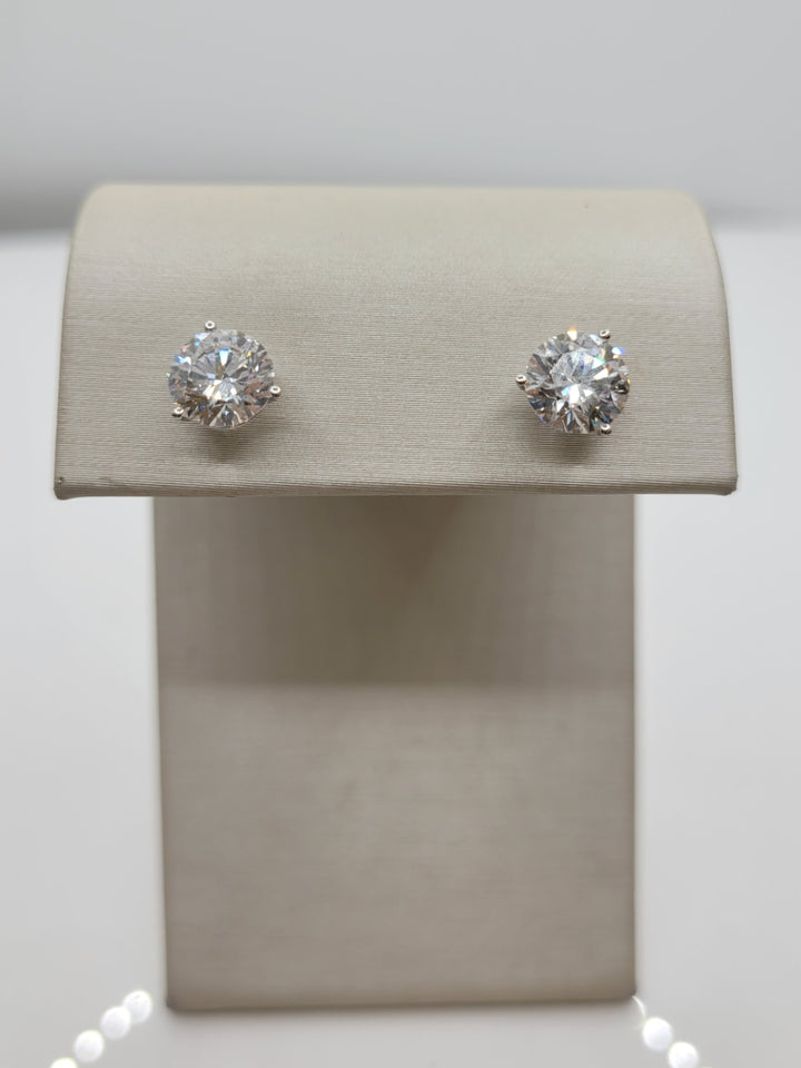 14K White Gold 3.10 Twt Round Cut Lab Grown Stud Earrings