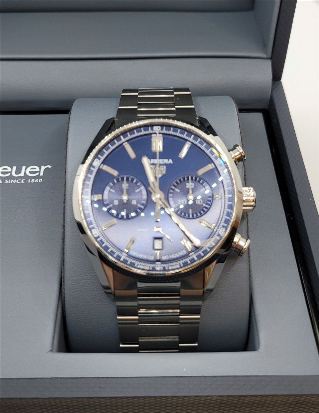 Certified Pre-Owned Stainless Steel Steel Blue Sunray Carrera Chornograph Tag Heuer