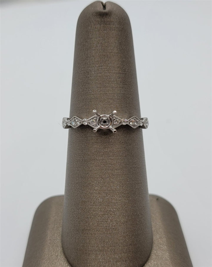 14K White Gold Diamond Engagement Ring Mounting