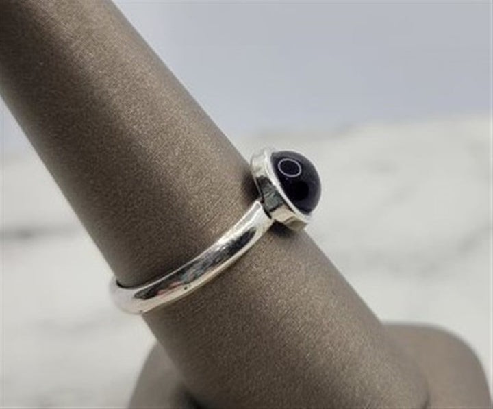 Sterling Silver  Amethyst Solitaire  Ring