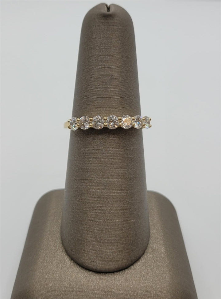 14K Yellow Gold .80 Twt Diamond Wedding Band