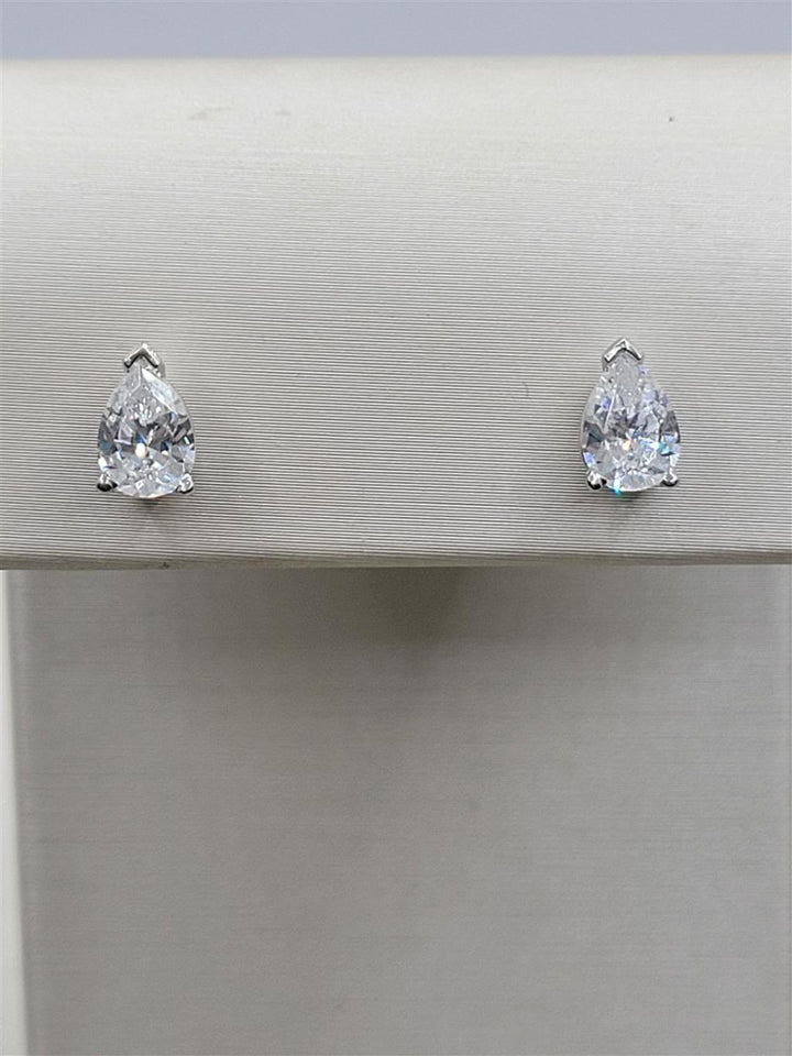 14K White Gold 1.50 ctw Pear cut Diamond Stud Earrings