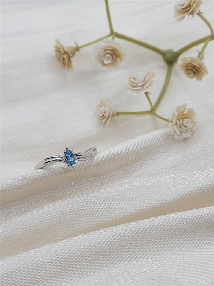 10K White Gold Fashion Aquamarine Gemstone Ring