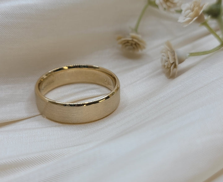 14K Plain 6mm Band Wedding Ring