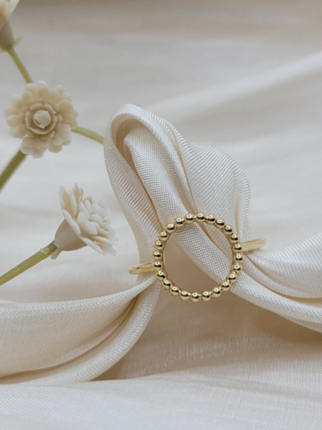 14K Yellow Gold Open Circle Gold Fashion Ring