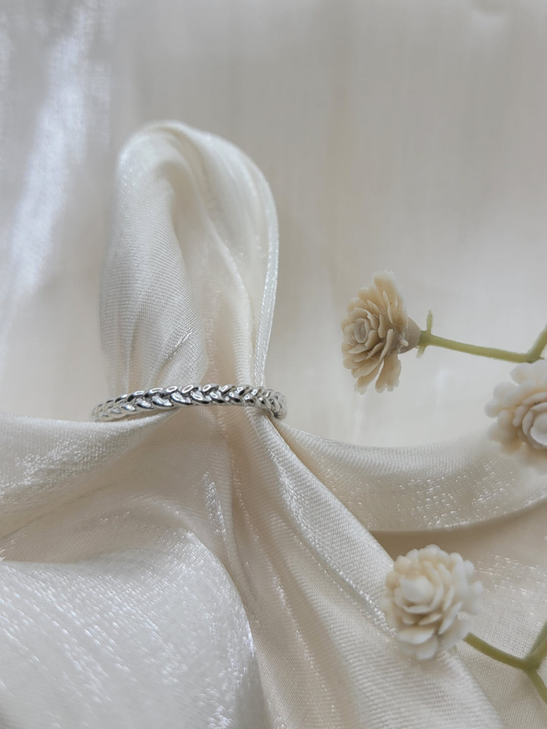 14K White Gold Braided Fashion Ring