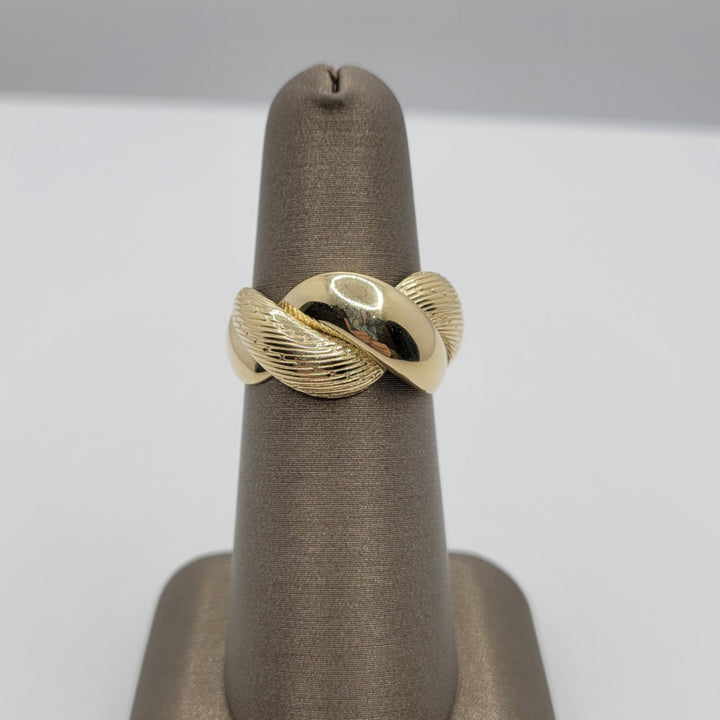 14K Yellow Gold Textured and Polished Twist Ring