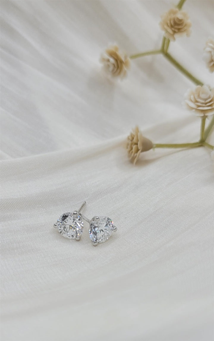 14K White Gold 1.81 ctw Round cut Diamond Stud Earrings