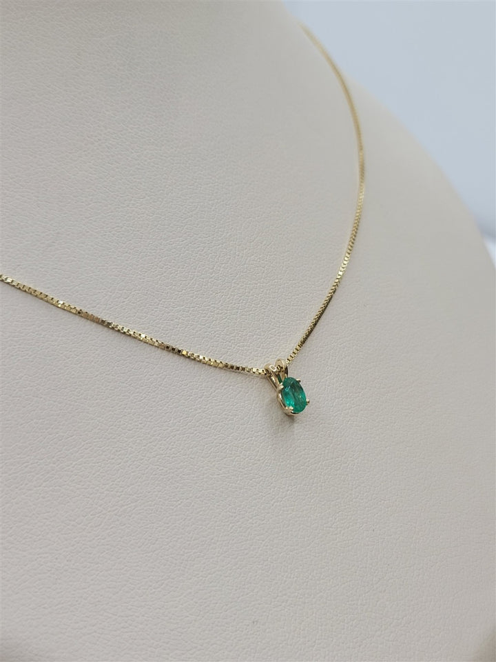 14K Yellow Gold Emerald Solitaire Necklace