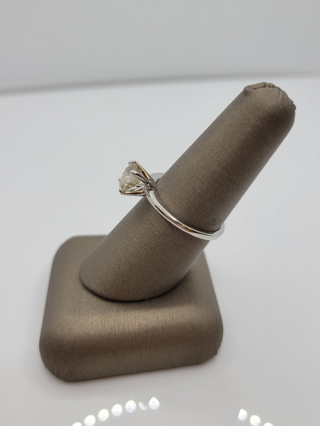 14K White Gold Solitaire 1.28 Ct Round Diamond Engagement Ring